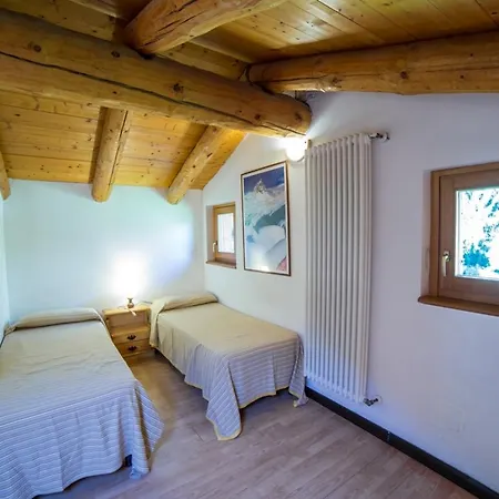 Apartamento Locazione Turistica La Gran Becca.3 *